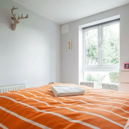 Spacious 1 Bedroom Near The Triangle Dublin