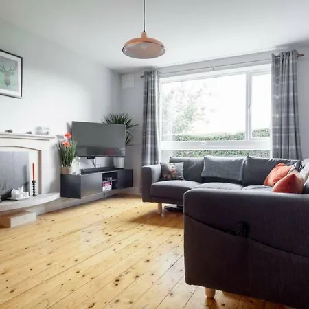 Spacious 1 Bedroom Near The Triangle Dublin
